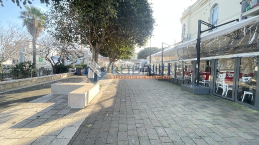 casa indipendente in vendita a Bari in zona Torre a Mare