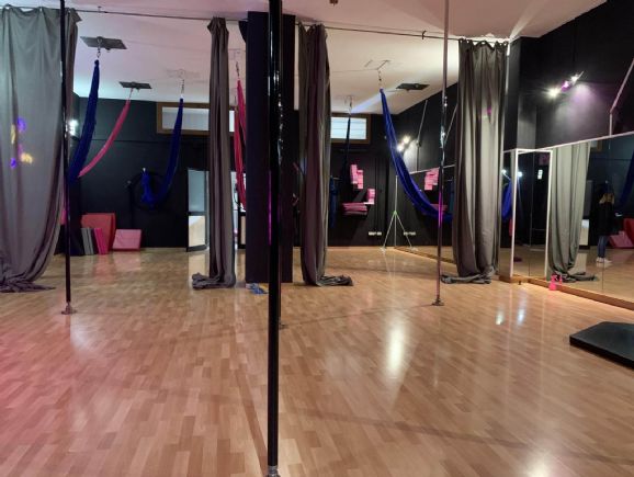 locale commerciale in vendita a Bari in zona Poggiofranco