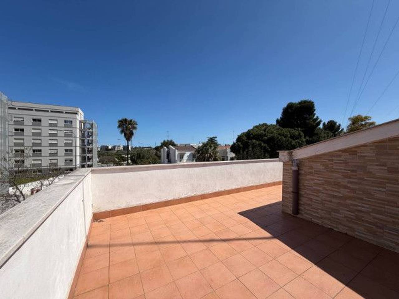 casa indipendente in vendita a Bari in zona Poggiofranco