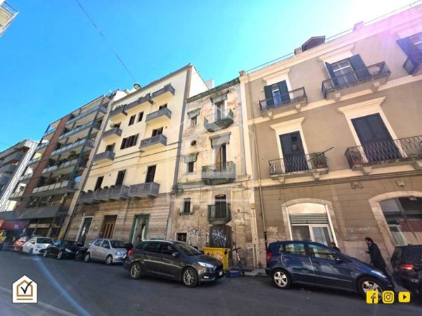 casa indipendente in vendita a Bari in zona Murat