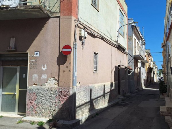 casa indipendente in vendita a Bari in zona Carbonara
