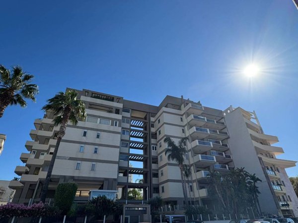appartamento in vendita a Bari in zona Palese/Macchie