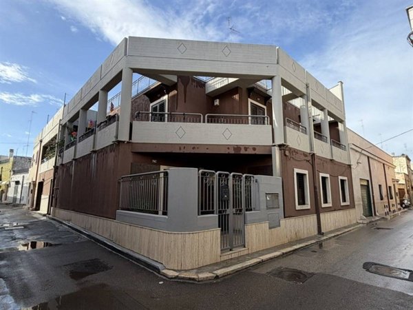 casa indipendente in vendita a Bari in zona Carbonara