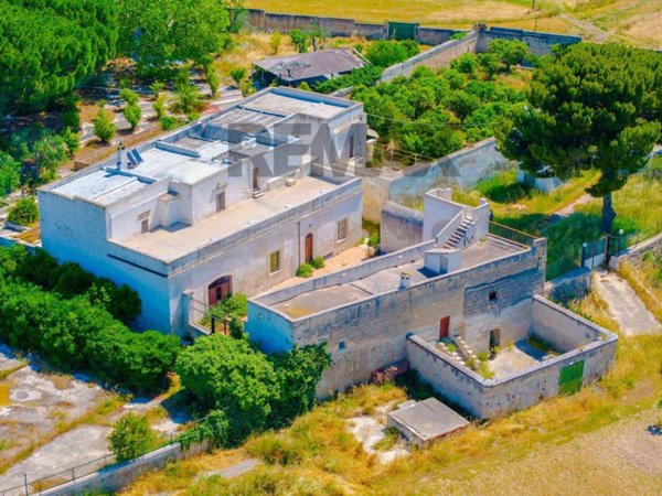 casale in vendita a Bari in zona Parco Adria