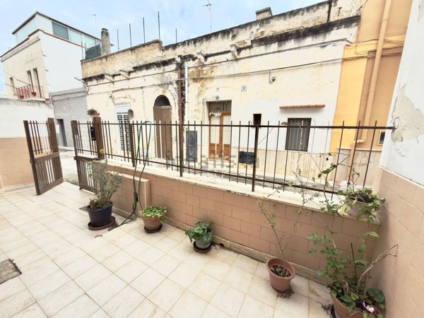 casa indipendente in vendita a Bari in zona Palese/Macchie