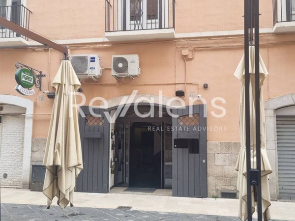 negozio in vendita a Bari in zona Murat