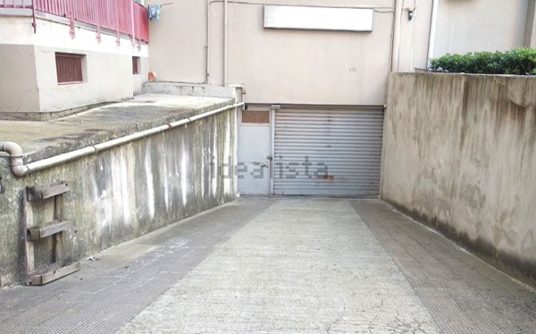 locale di sgombero in vendita a Bari in zona San Pasquale
