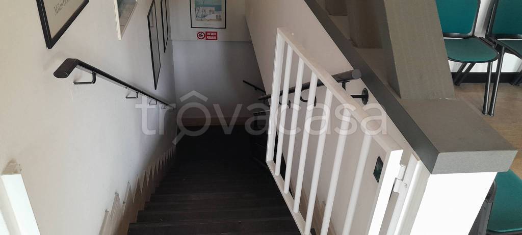 ufficio in vendita a Bari in zona Poggiofranco