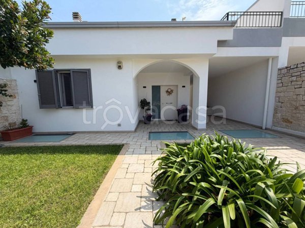 casa indipendente in vendita a Bari in zona Santo Spirito