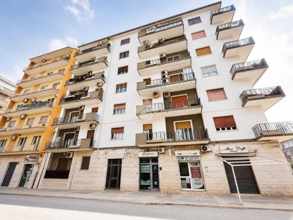 appartamento in vendita a Bari in zona Poggiofranco