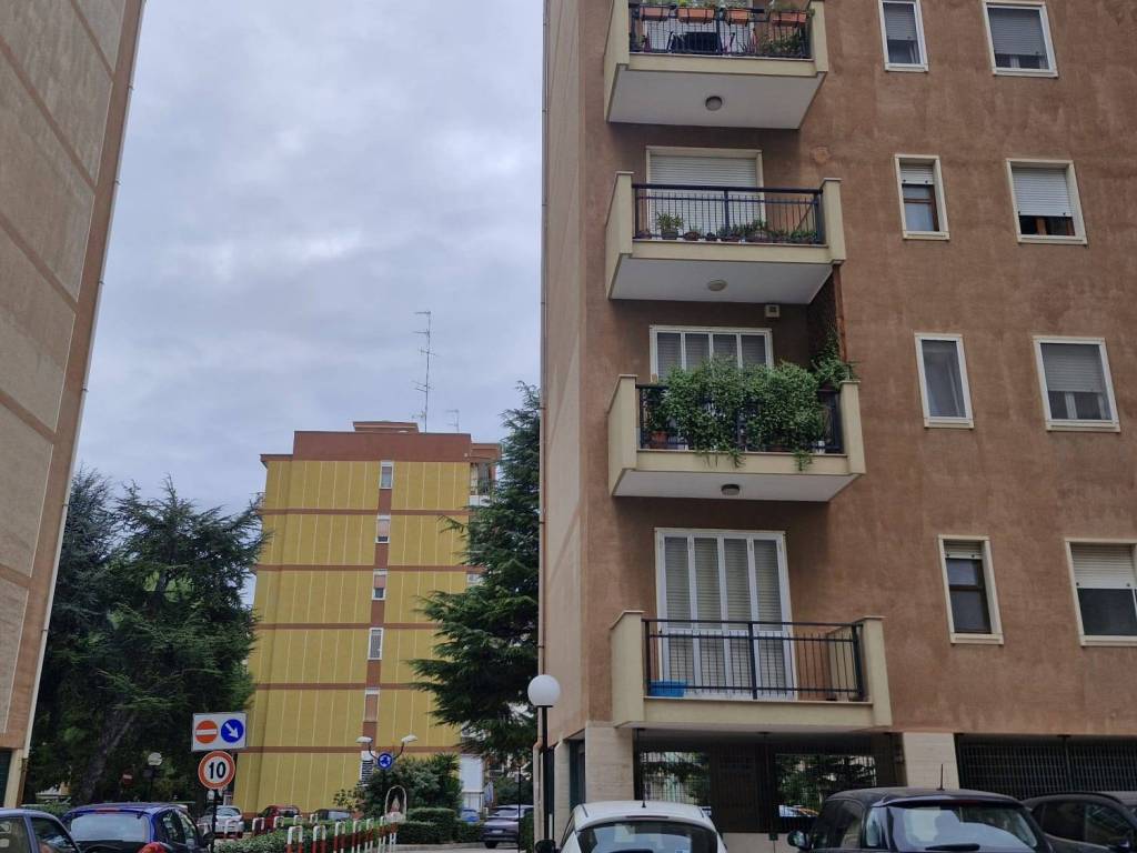 appartamento in vendita a Bari in zona Carrassi
