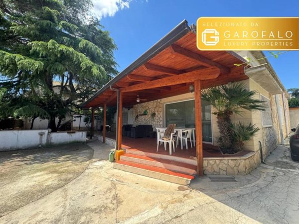casa indipendente in vendita a Bari in zona Santo Spirito