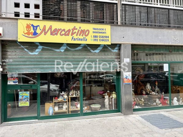 negozio in vendita a Bari in zona Carrassi