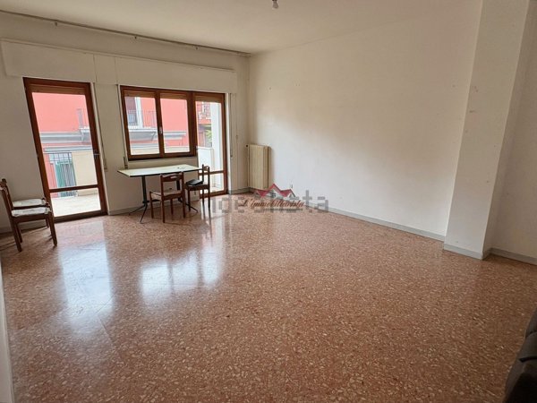 appartamento in vendita a Bari in zona Libertà