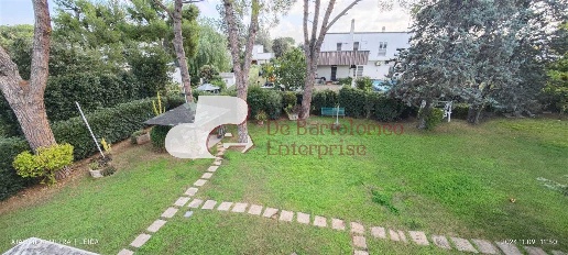 casa indipendente in vendita a Bari in zona Parco Adria