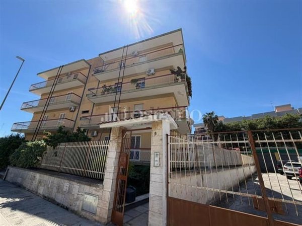 appartamento in vendita a Bari in zona Carbonara