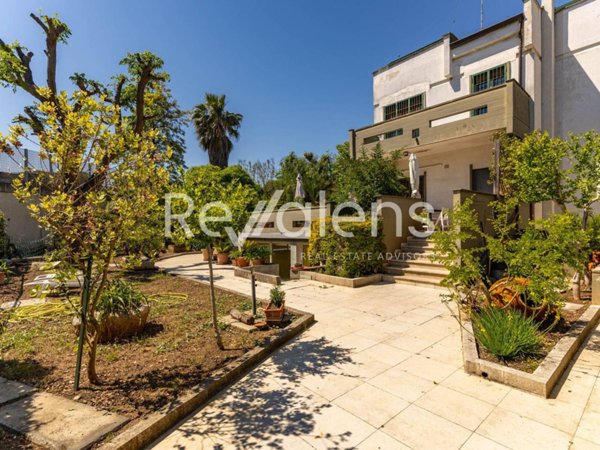 casa indipendente in vendita a Bari in zona Mungivacca