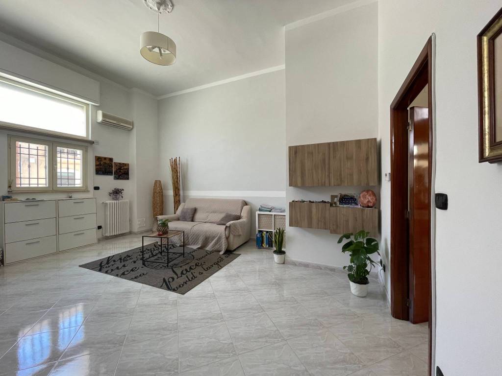appartamento in vendita a Bari in zona Carbonara