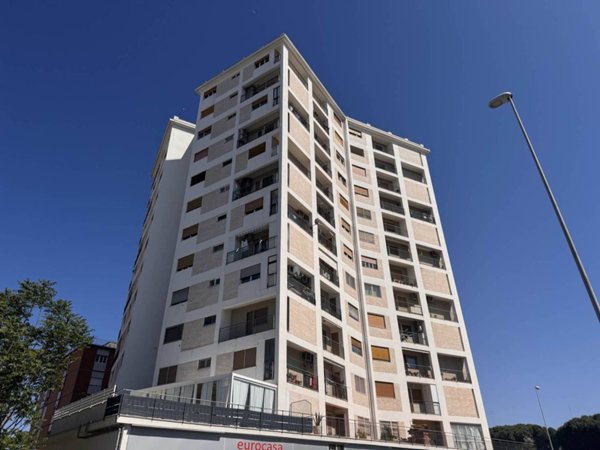 appartamento in vendita a Bari in zona Poggiofranco