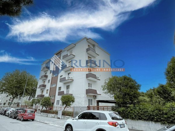 appartamento in vendita a Bari in zona Japigia