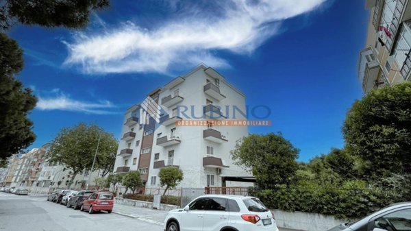 appartamento in vendita a Bari in zona Japigia