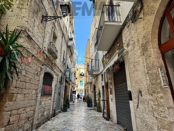 appartamento in vendita a Bari in zona Città Vecchia