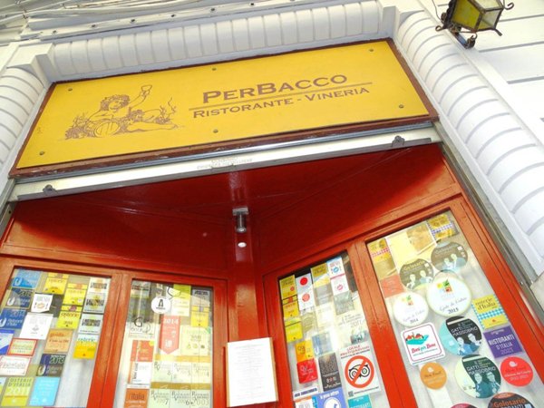 negozio in vendita a Bari in zona Madonnella