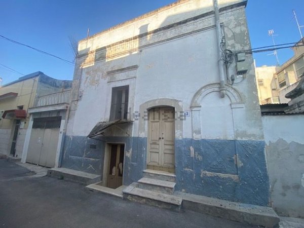 casa indipendente in vendita a Bari in zona Carbonara