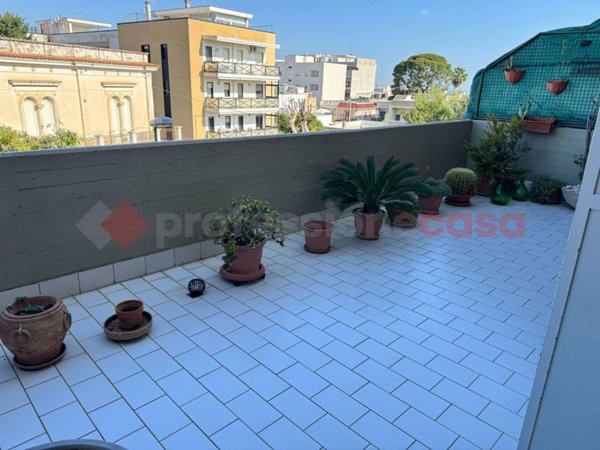 appartamento in vendita a Bari in zona Palese/Macchie