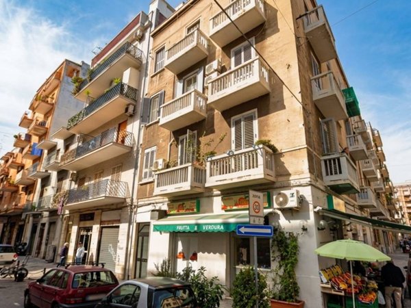 appartamento in vendita a Bari in zona Libertà