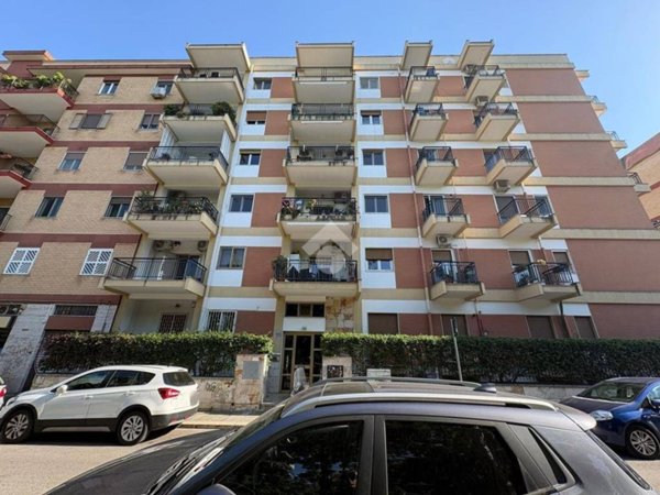 appartamento in vendita a Bari in zona Picone