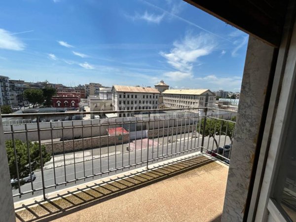 appartamento in vendita a Bari in zona Carrassi