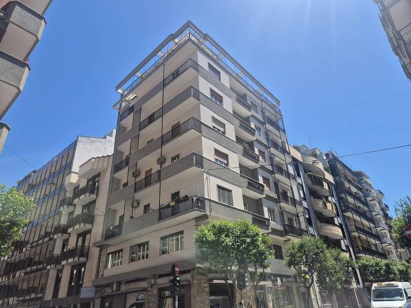 appartamento in vendita a Bari in zona Murat