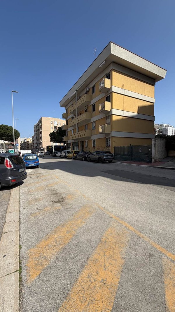 appartamento in vendita a Bari in zona Carrassi