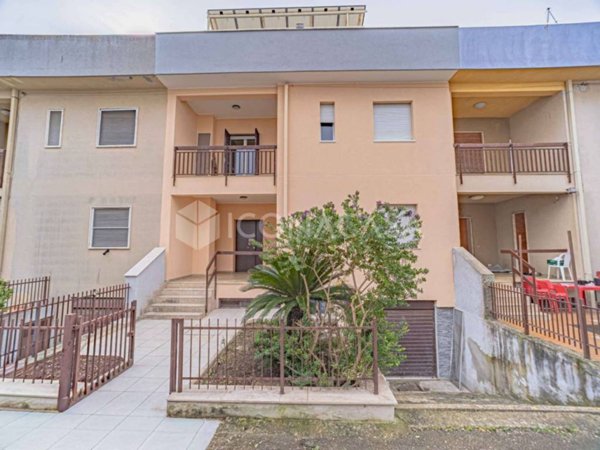 casa indipendente in vendita a Bari in zona Torre a Mare