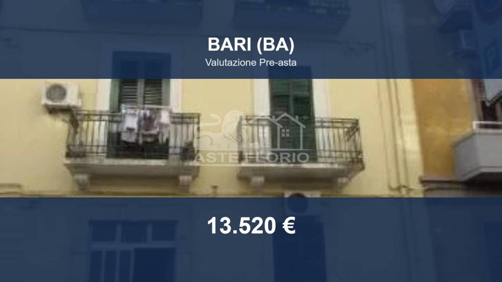 locale di sgombero in vendita a Bari in zona Carrassi