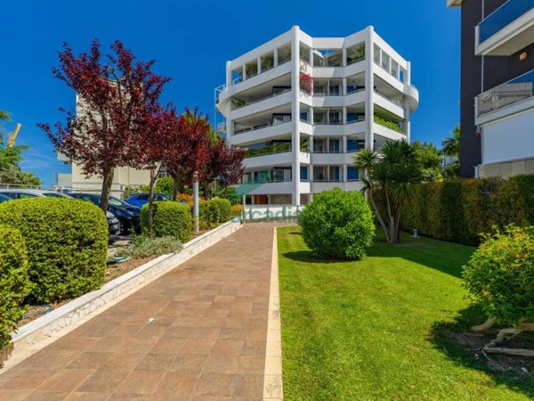 appartamento in vendita a Bari in zona Carrassi
