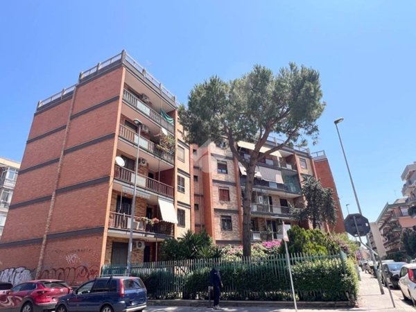 appartamento in vendita a Bari in zona Poggiofranco