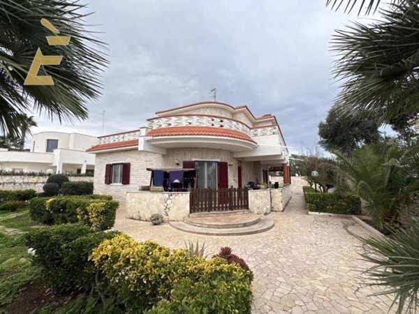 casa indipendente in vendita a Bari in zona Santo Spirito