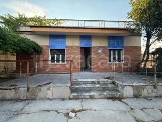 casa indipendente in vendita a Bari in zona Palese/Macchie