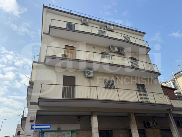appartamento in vendita a Bari in zona Palese/Macchie