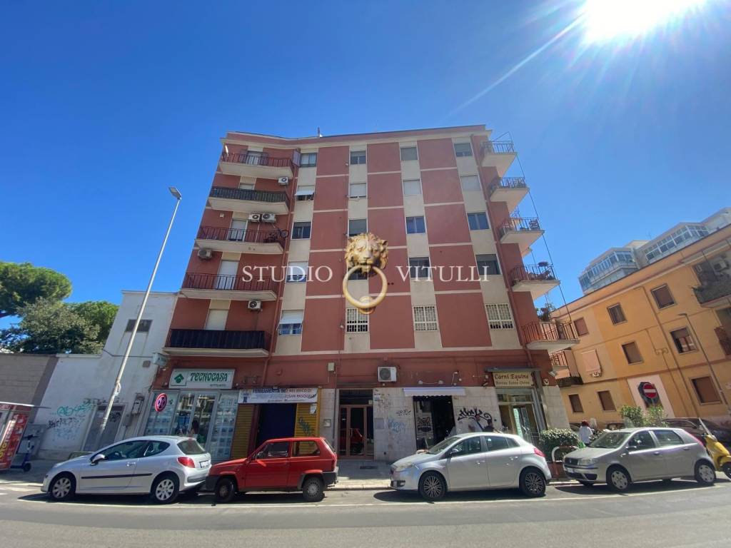 appartamento in vendita a Bari in zona Poggiofranco