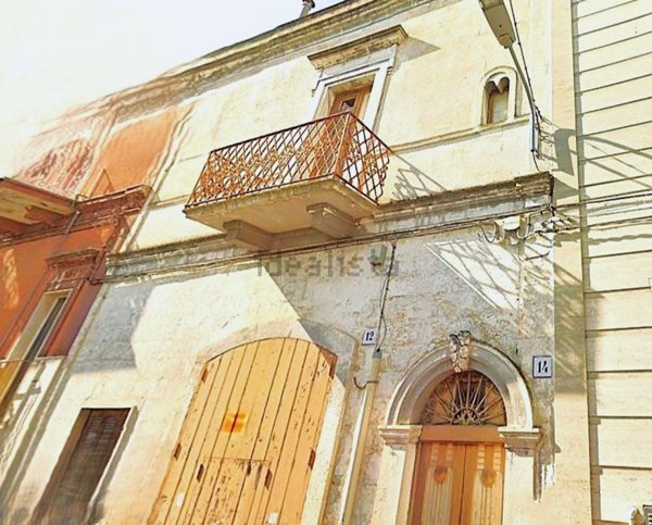 casa indipendente in vendita a Bari in zona Carbonara