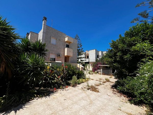 casa indipendente in vendita a Bari in zona San Giorgio