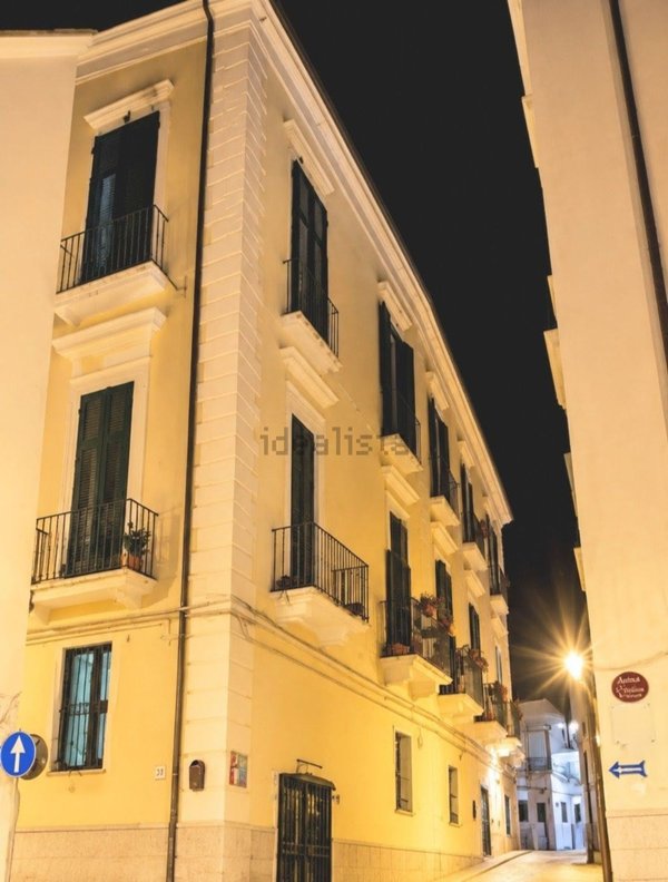 appartamento in vendita a Bari in zona Città Vecchia