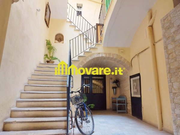 appartamento in vendita a Bari in zona Città Vecchia