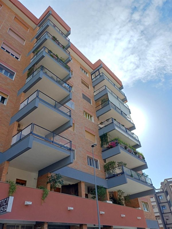 appartamento in vendita a Bari in zona Poggiofranco