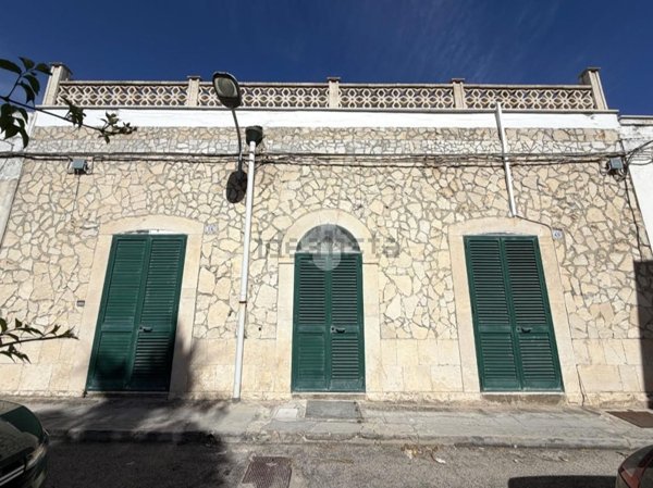 casa indipendente in vendita a Bari in zona Santo Spirito