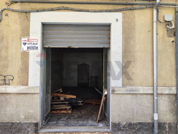 locale commerciale in vendita a Bari in zona San Pasquale