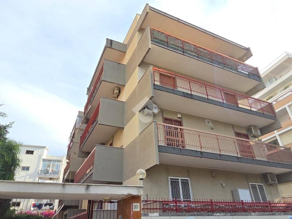 appartamento in vendita a Bari in zona Poggiofranco